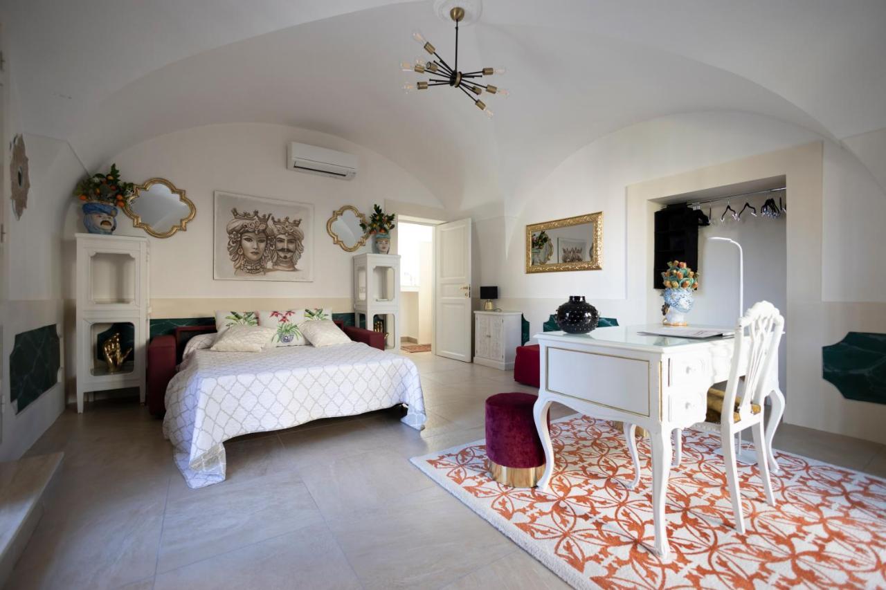 I Saraceni Bed & Breakfast Catania Bagian luar foto