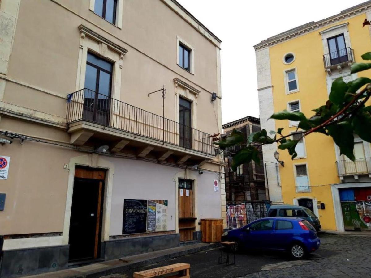 I Saraceni Bed & Breakfast Catania Bagian luar foto